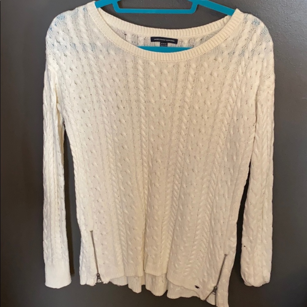 American eagle sweater
